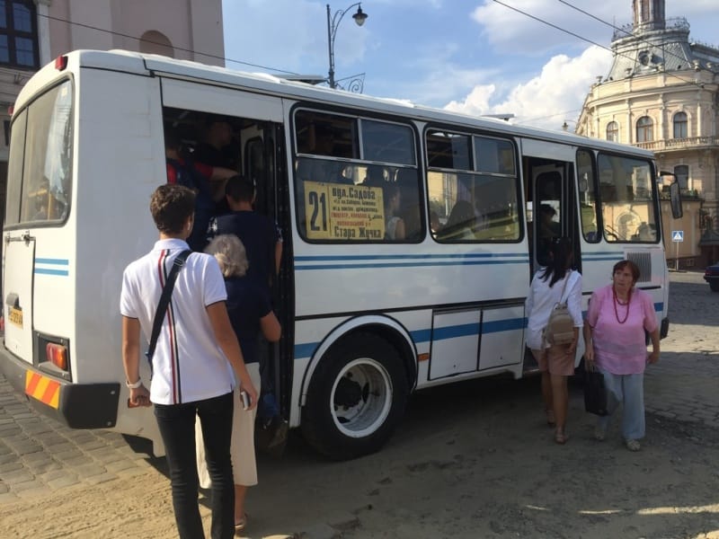 Автобус 21 Чернівці