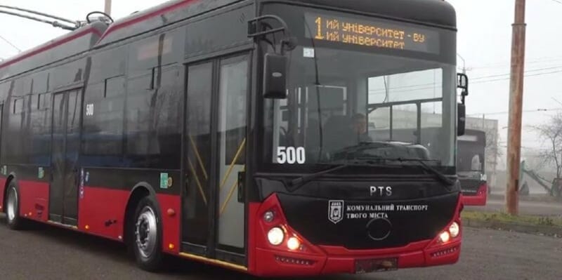 Тролейбус 1 Чернівці