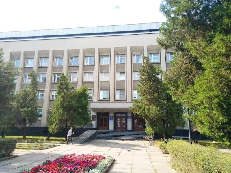 Управління освіти Чернівці: штурвал знань