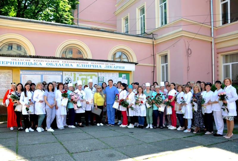 Чернівецька обласна клінічна лікарня: адреса та телефони