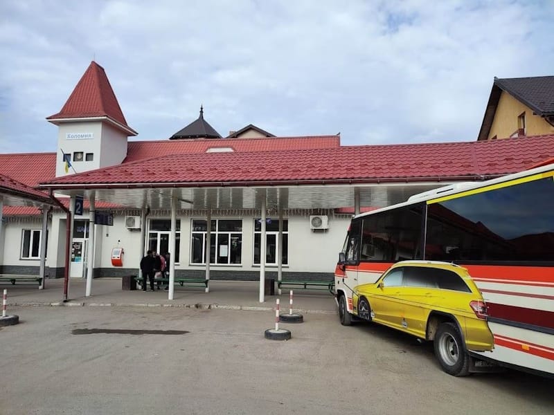 Автобус Коломия Чернівці