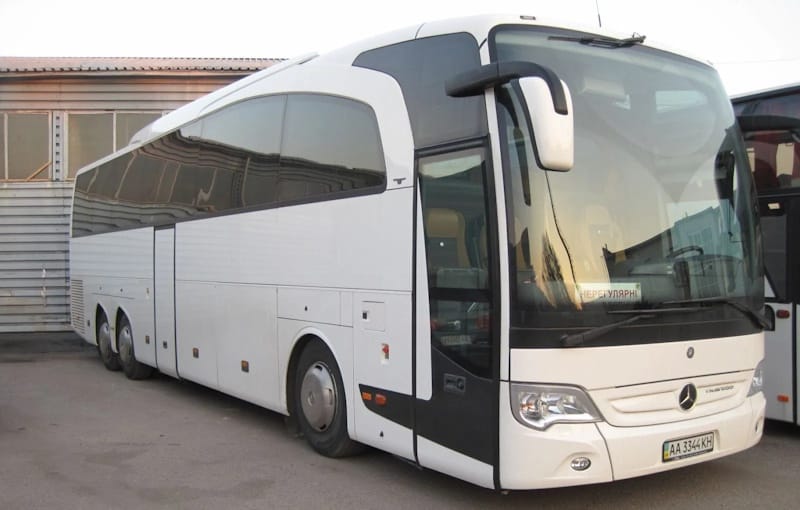 Автобус Чернівці - Кам'янець-Подільський