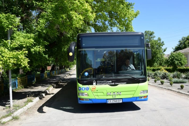 Автобус Чернівці - Хотин