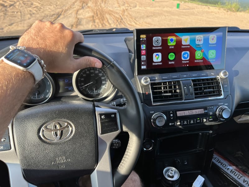 штатная магнитола Toyota Android