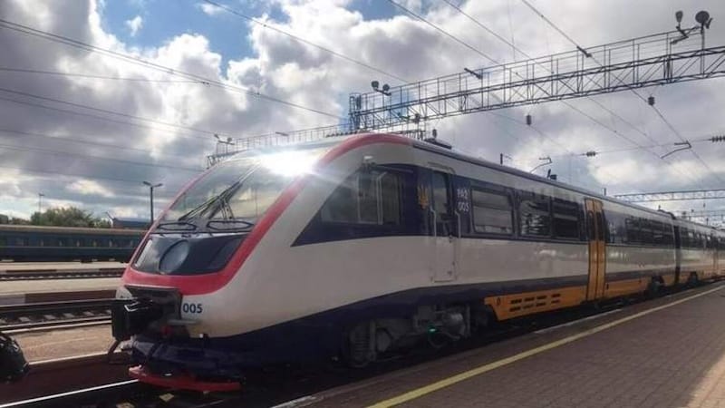 Електричка 6383: Хмельницький — Ларга