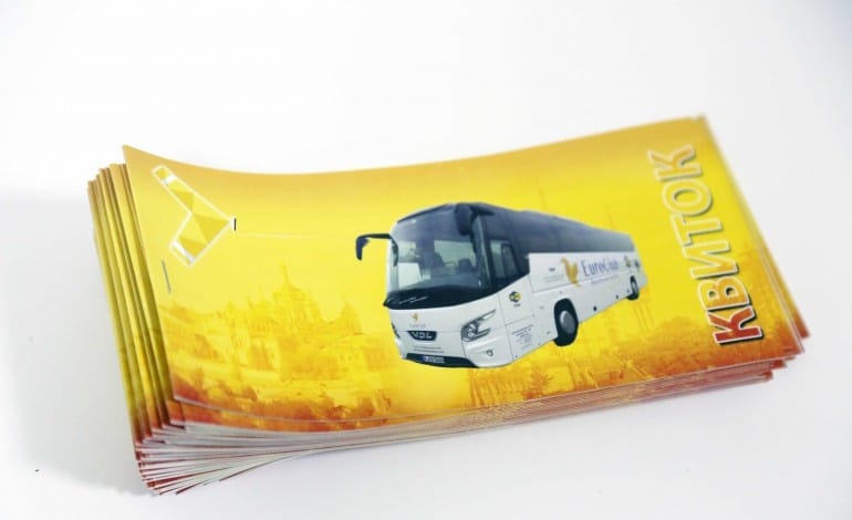 Автобус Чернівці — Івано-Франківськ