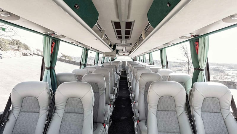 Автобус Чернівці - Яремче