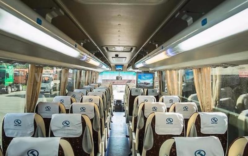 Автобус Чернівці - Братислава