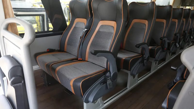 Автобус Чернівці - Лодзь